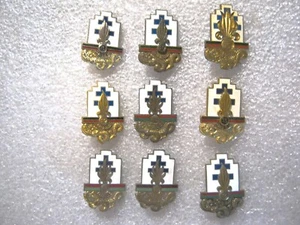 RARE LOT 9 ANCIENS INSIGNES EMAIL LEGION ETRANGERE 13° DBLE (TOUS DES VARIANTES) - Picture 1 of 2