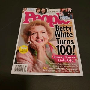 New unread BETTY WHITE 100 RIP PEOPLE Magazine January 2022 - Picture 1 of 5