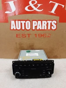 2008 WRANGLER AM FM CD MP3 ID RES 05064411AE MISSING KNOB - Picture 1 of 12