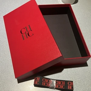 JOYERÍA CAROLINA HERRERA Bolsa de Compras de Papel Regalo 9x10x3 Y Cinta - Imagen 1 de 4