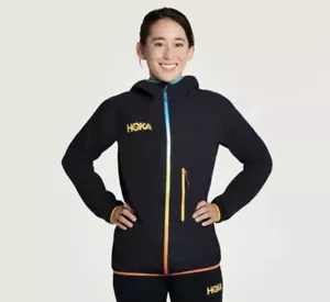 NWT! Hoka Women’s Medium Ultralight Waterproof Black Jacket 1139574 - Picture 1 of 3