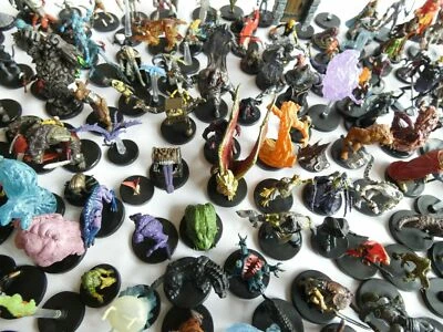 Random Monsters! New Dungeons and Dragons Official Prepainted Miniatures - Bulk - image 1 of 4