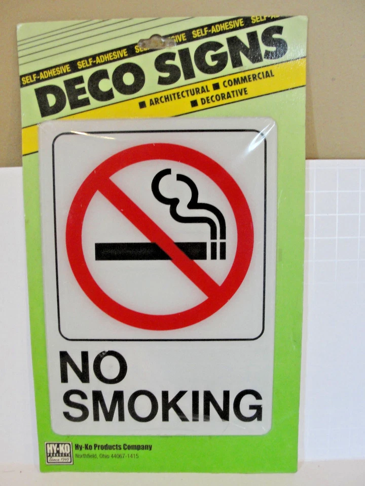 Hy-Ko D-20 5x7 Heavy Duty Plastic Deco No Smoking Sign 6718704