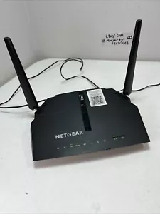 Netgear C6220 1.2Gbps Dual Band Wi-Fi Cable Modem/Router - Picture 1 of 12