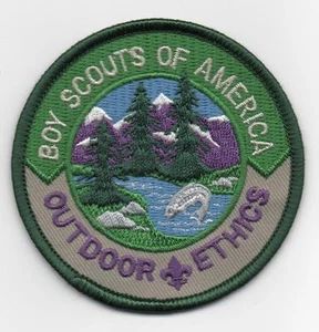 Outdoor Ethics BSA Patch, "BSA 2010" Slogan Back, Mint! - Picture 1 of 1