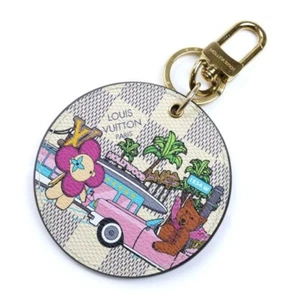 LOUIS VUITTON Keychain Illustre Vivienne Holiday Charm White Multicolor - Picture 1 of 4