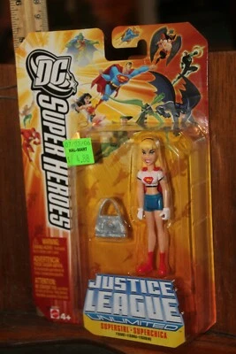 Запечатанная на карте экшн-фигурка Supergirl 2005 Mattel DC Super Heroes - Изображение 1 из 4