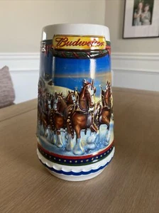 Vintage Budweiser Bierstein 2002 Holiday Stein "Guiding The Way Home"  - Bild 1 von 5