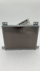 05064632AI HAS SCRACH BUT WORKS FINE Info-gps-tv Screen CHRYSLER 300 11 12 13 14 - Imagen 1 de 5