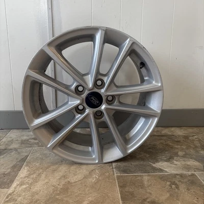 Llanta Ford Fusion 2008-2012 Foto 1 de 3