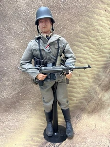 DRAGON 1:6 ACTION FIGURE Paul Haupfscharfuhrer Blitzkreig 1940 - Picture 1 of 4