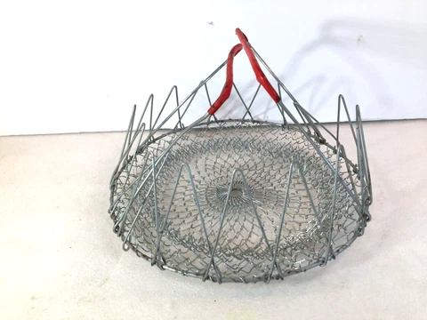 Vintage Collapsible Wire Frying Basket w/Red Handles Cover