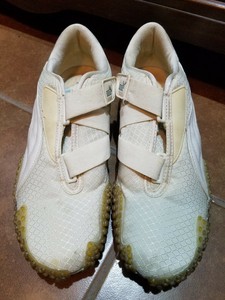 puma trainers with velcro strap