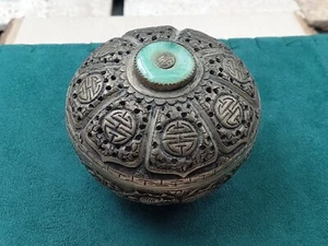 Chinese Export Silver Trinket Box Jade Button: 2.9" dia. 2.25" high. 72 grams - Picture 1 of 16