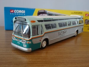 CORGI CLASSICS WASHINGTON DC TRANSIT FISHBOWL GM 5301 BUS MODEL 54601 1:50 - Picture 1 of 3