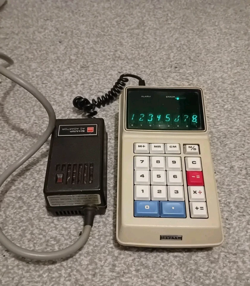 Rare Vintage Sharp EL-8M Calculator 1970s – Display Works – Case & Power Lead - Image 1 of 4