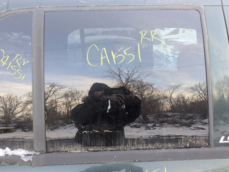 Rear Door Glass/window TRAILBLAZER EXT Right 02 03 04 05 06 Foto 1 de 1