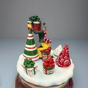 Yankee Candle Rentier Presents Christmas Trees Elf Candle Topper - Bild 1 von 6