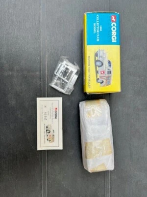 Corgi classic Morris 1000 Traveller 1995 Collectors club - Immagine 1 di 2