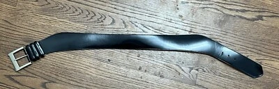 Linea Pelle Patent Leather Belt Sz M Designer Mira K Made in Italy Black Curved - Image 1 of 4