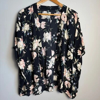 Top Kimono Para Mujer Talula Floral Frente Abierto Negro Corto S/M Caprichoso Hada Oficina Foto 1 de 4