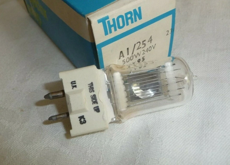 Projector bulb STAGE STUDIO A1/254  lamp 500W 240V GY9.5 K3  .... 47 - Image 1 of 1