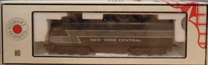 STEWART HOBBIES KATO #8120 HO SCALE NYC F3A PHASE II DIESEL NEW IN BOX - Picture 1 of 8