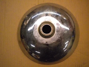 2016 Harley Davidson FLSTC Softail front wheel rim hub cap - Picture 1 of 2