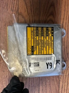2006 TOYOTA SOLARA 2.4L COUPE OEM SRS Computer Control Module 89170-06231 - Picture 1 of 8