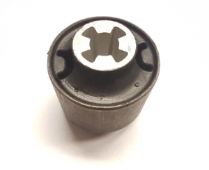 2X Rear Axle Bushes For Citroen Jumpy Fiat Scudo Peugeot Expert MK3 2007- - Picture 1 of 2
