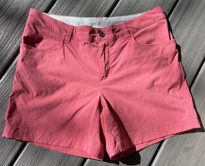 Patagonia Damenshorts Größe 2 Wandern 51884 Outdoor gebraucht, in einwandfreiem Zustand Reißverschlusstasche - Bild 1 von 6