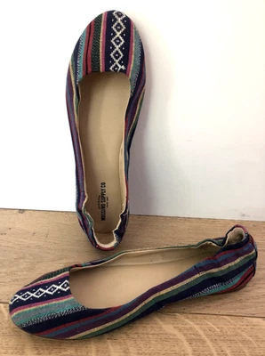 Nice Mossimo Supply Co 9.5 Multicolor Striped Fabric Ballet Flats - Image 1 of 4
