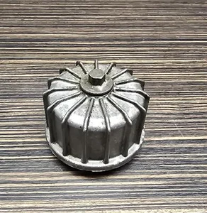 1983 Honda CX650C Custom ENGINE OIL FILTER HOUSING - Bild 1 von 4