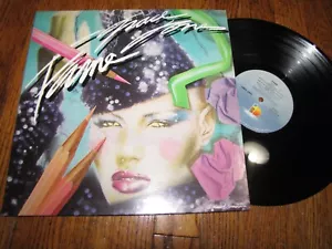 GRACE JONES - FAME - ISLAND RECORDS LP - Picture 1 of 2