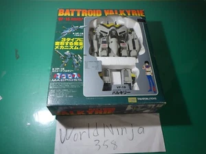 Used Macross Robotech TAKATOKU 1/55 Valkyrie VF-1S Roy Focker From Japan バルキリー - Picture 1 of 19