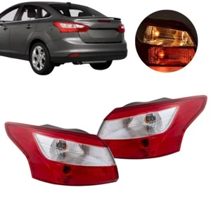 Par de luces traseras con bombilla lateral exterior para Ford Focus Sedán 2012-2014 - Imagen 1 de 7