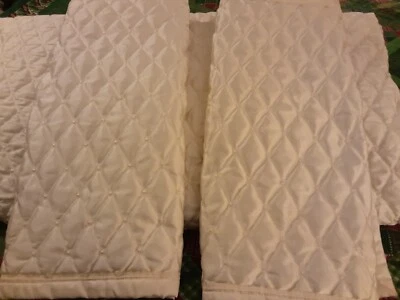 Croscill Quilted Bedspread & 2 Pillowshams King sz Ivory Satin Quilted 128"x131" - Image 1 of 4