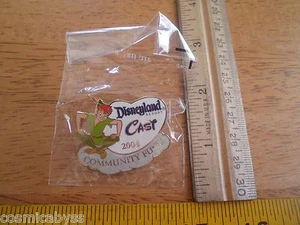 Peter Pan Disneyland 2004 Cast Community Fund Cast Exclusive MIP - Bild 1 von 2