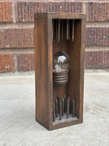 Kleine BRUTALISTISCHE abstrakte ASSEMBLAGE Skulptur signiert und datiert - Bild 1 von 15