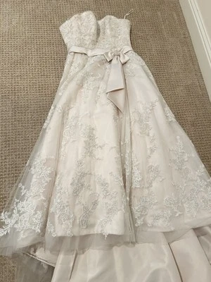 Casablanca Strapless Wedding Gown Sz 4 Beads, Satin, Tule, Lace Ivory EC PD $900 - Image 1 of 4