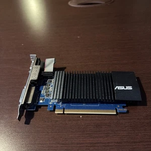 Tarjeta de video Asus Geforce GT710-SL-2GD5-CSM 2 GB DDR5 VGA HDMI DVI - Imagen 1 de 8