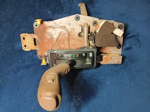 95-04 Toyota Tacoma 2WD RWD Automatic AT Floor Shifter Handle Selector Assembly - Picture 1 of 12
