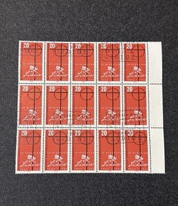 GERMANY DDR 1962 MNH Destruction Of Lidice BLOCK OF 15 STAMPS 20pf - Picture 1 of 2