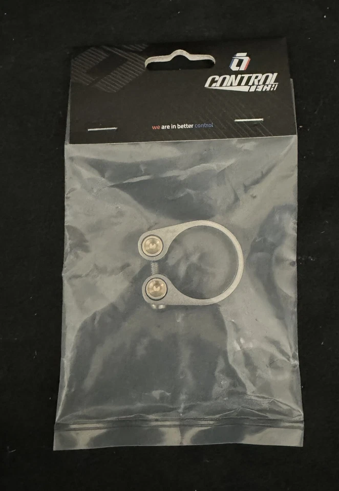 Abrazadera de tija de sillín Control Tech Timania 31,8 titanio Foto 1 de 3