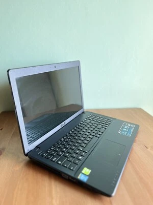 Notebook Asus F552L Intel i3, Nvidia 820M, 4GB RAM, SSD 256GB, Batteria NUOVA! - Immagine 1 di 4