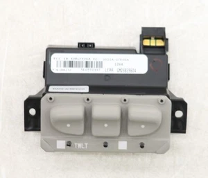 NEW OEM GM Garage Door Opener Transmitter Titanium 22789154 DTS 2006-2011 - Picture 1 of 6