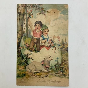 AK Ostergrüße unbespielt geprägtes Schlupfei Kinder Lamm Blumen - Bild 1 von 8