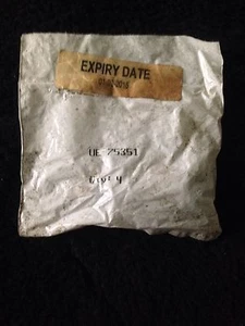 Rolls-Royce Bentley Rubber Valve Stem Seal 1982-94 NOS OEM UE75351 - Picture 1 of 2