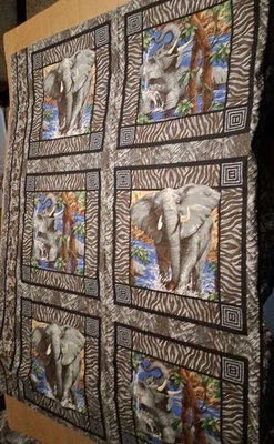 Elefante - Panel de edredón de tela - Tela tejida de algodón 42” x 54” africano Foto 1 de 4