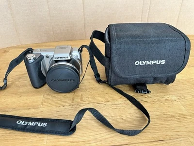 OLYMPUS SP-600UZ Digital Camera 12MP 15x Optical Wide Zoom TESTED W/ Bag SD Card - Image 1 of 4